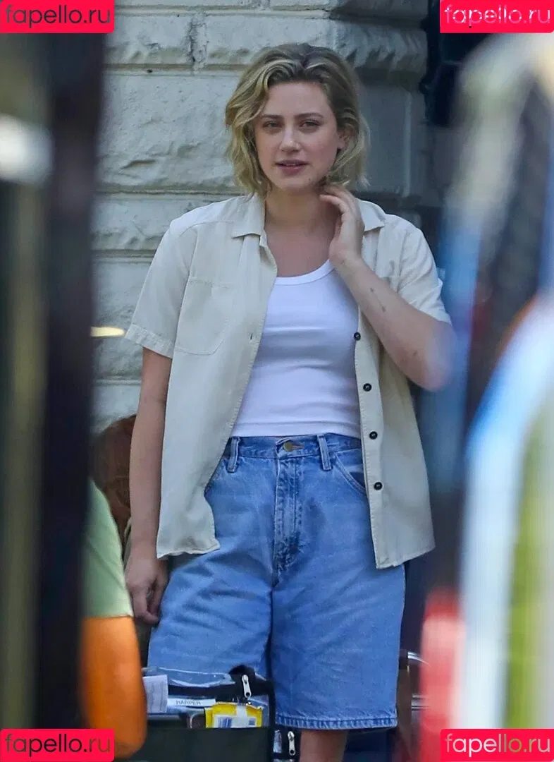 Lili Reinhart / Unpublished Photos / lilireinhart Onlyfans Photo Gallery 