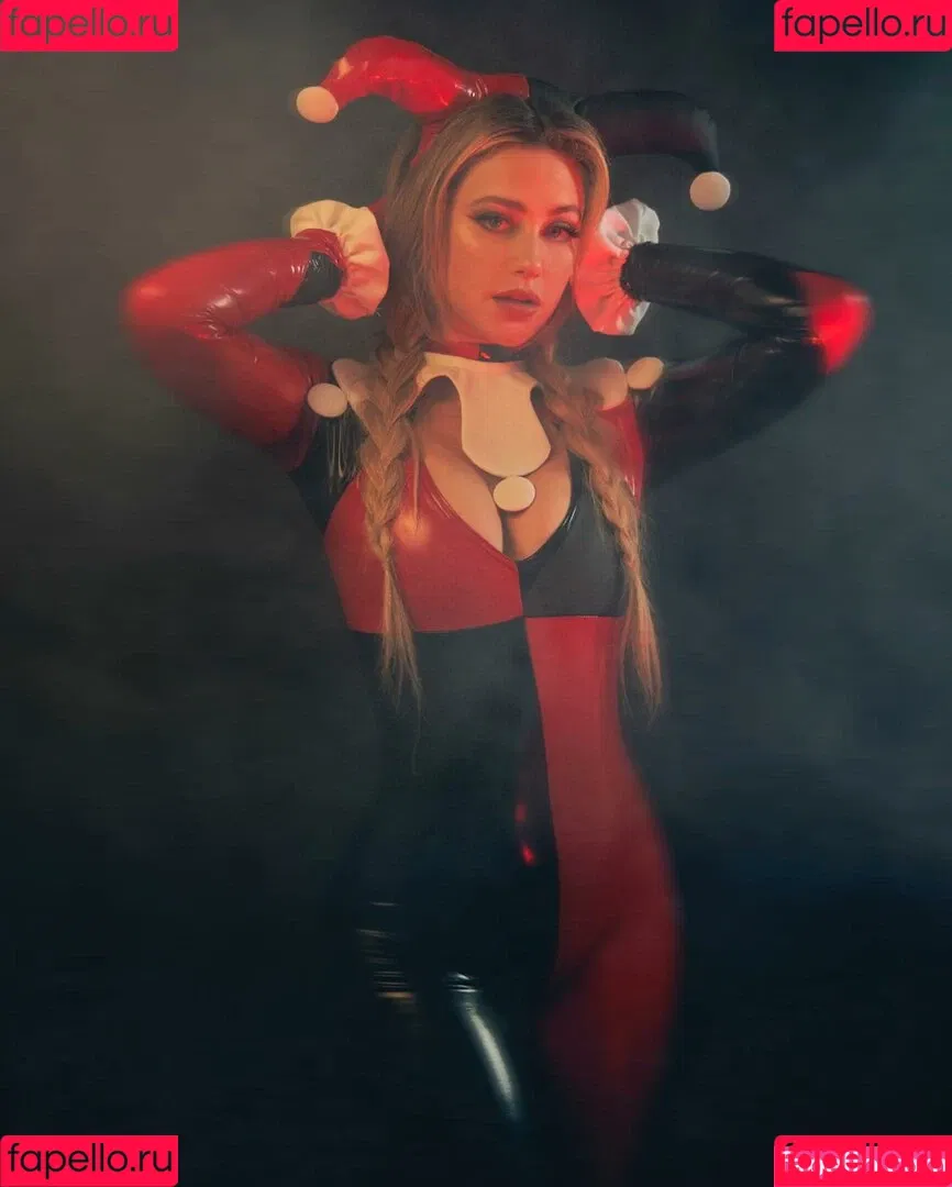 Lili Reinhart / Unpublished Photos / lilireinhart Onlyfans Photo Gallery 