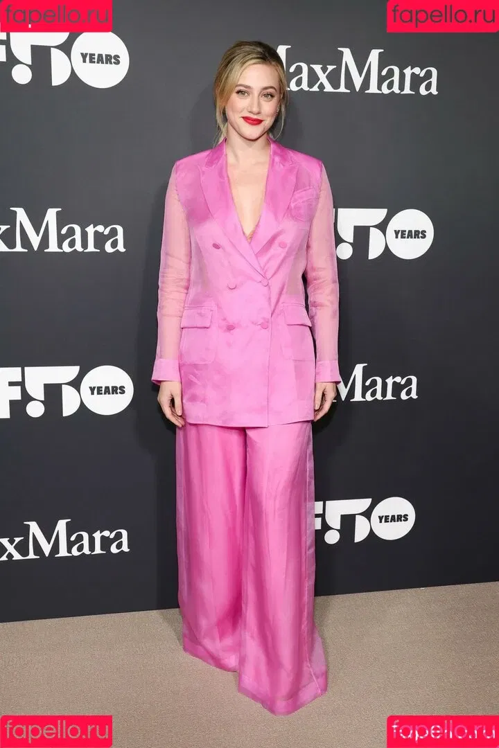 Lili Reinhart / Unpublished Photos / lilireinhart Onlyfans Photo Gallery 