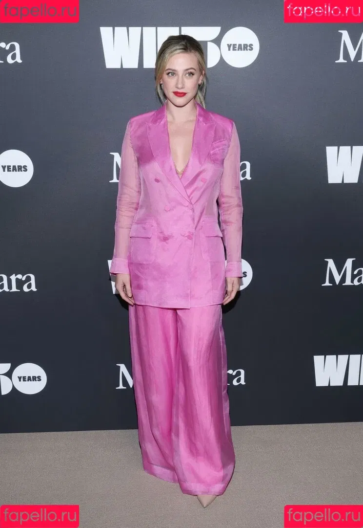 Lili Reinhart / Unpublished Photos / lilireinhart Onlyfans Photo Gallery 