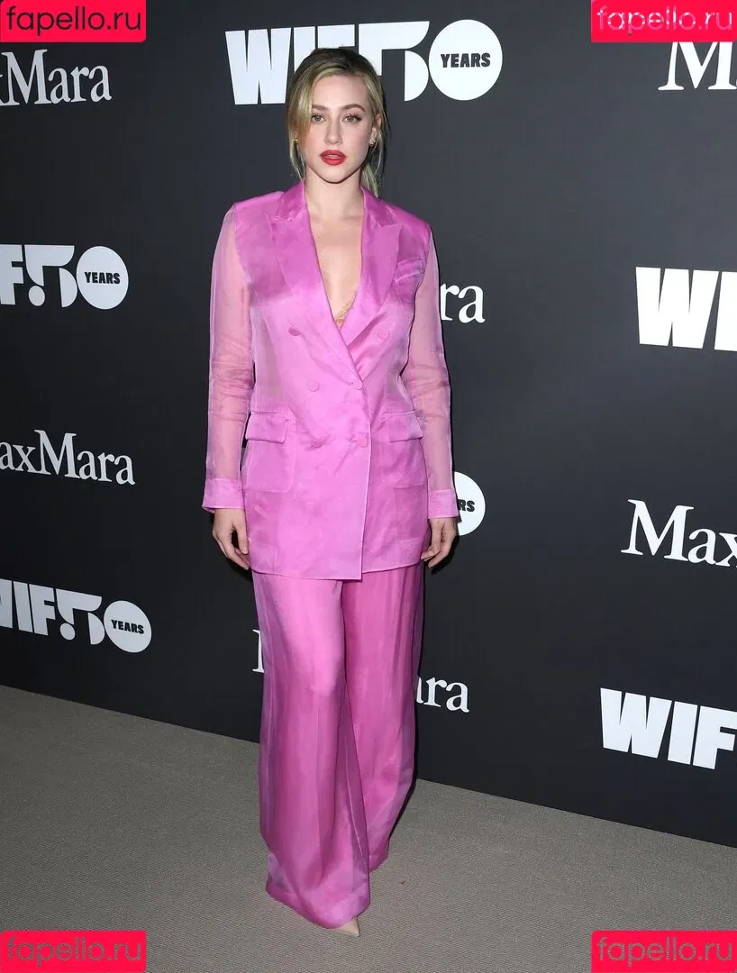Lili Reinhart / Unpublished Photos / lilireinhart Onlyfans Photo Gallery 