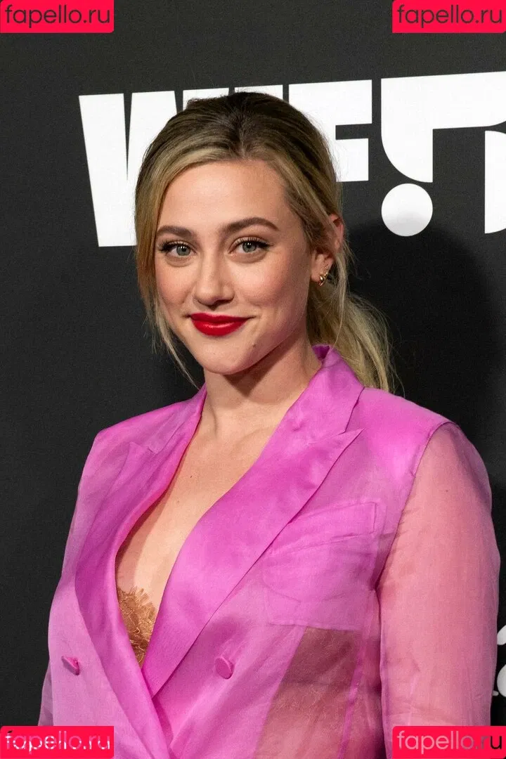 Lili Reinhart / Unpublished Photos / lilireinhart Onlyfans Photo Gallery 
