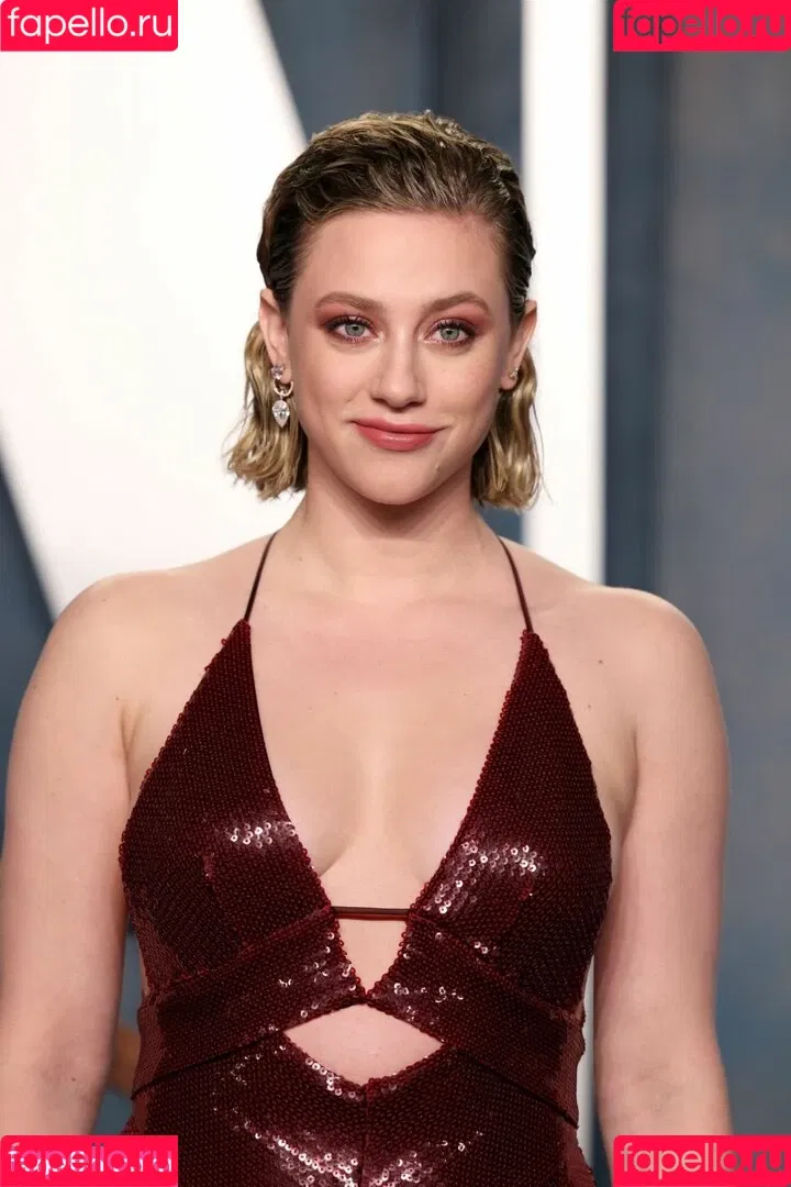Lili Reinhart / Unpublished Photos / lilireinhart Onlyfans Photo Gallery 