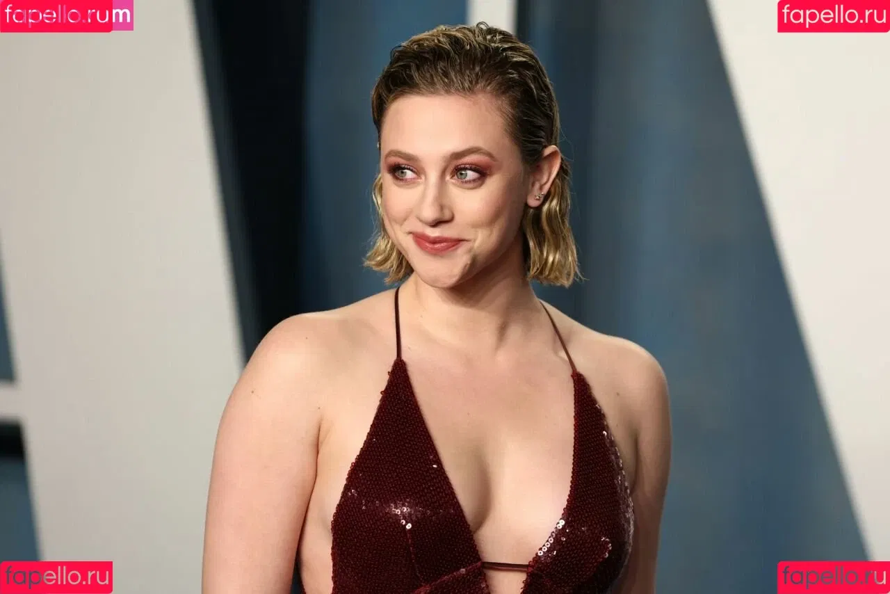 Lili Reinhart / Unpublished Photos / lilireinhart Onlyfans Photo Gallery 
