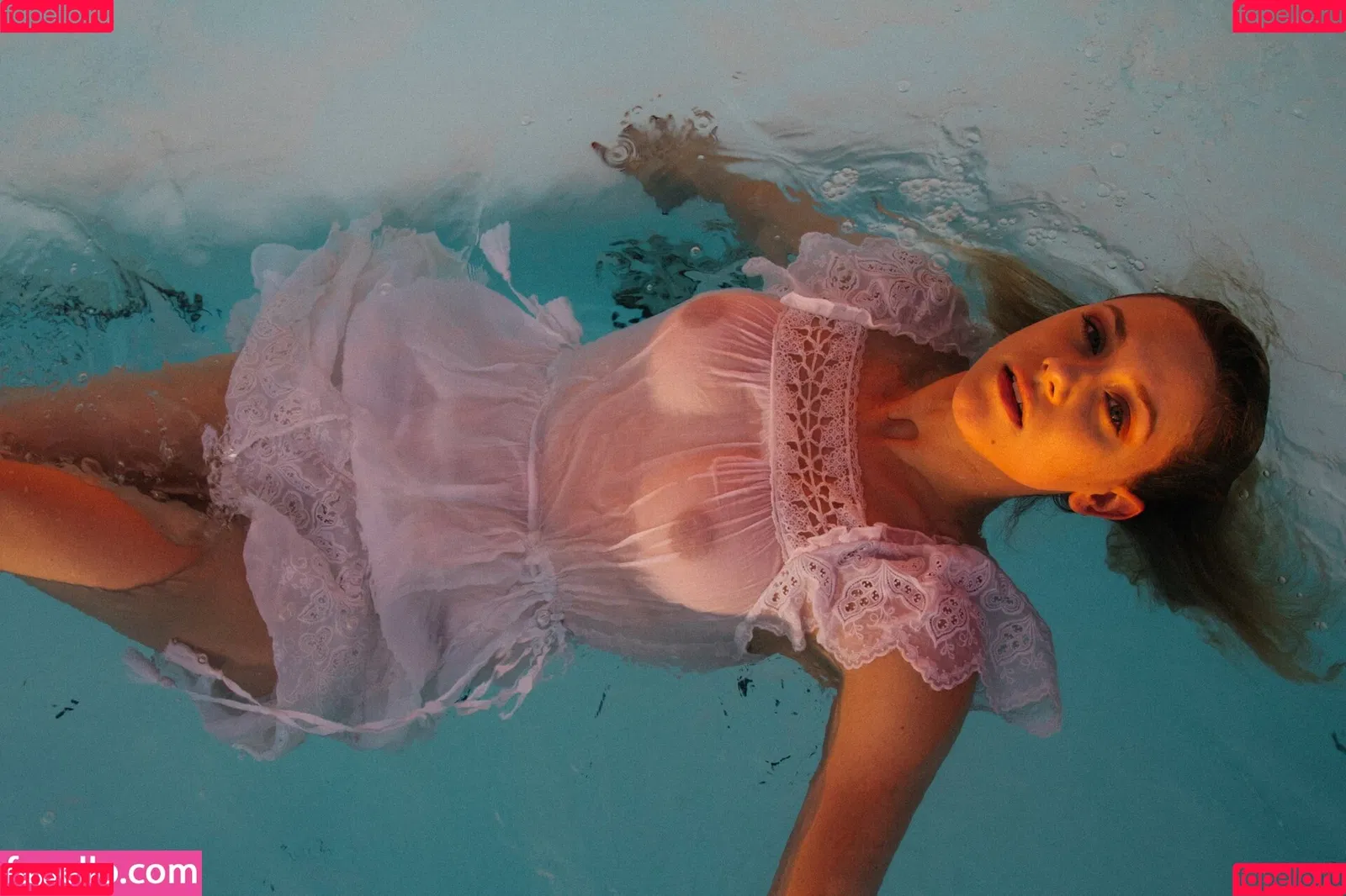 Lili Reinhart / Unpublished Photos / lilireinhart Onlyfans Photo Gallery 