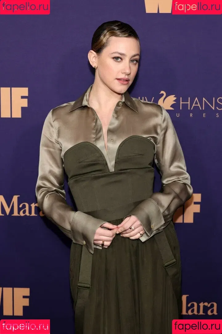 Lili Reinhart / Unpublished Photos / lilireinhart Onlyfans Photo Gallery 