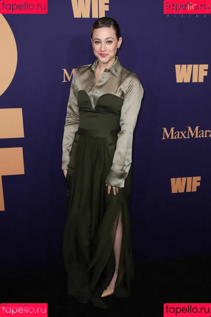 Lili Reinhart / Unpublished Photos / lilireinhart Onlyfans Photo Gallery 