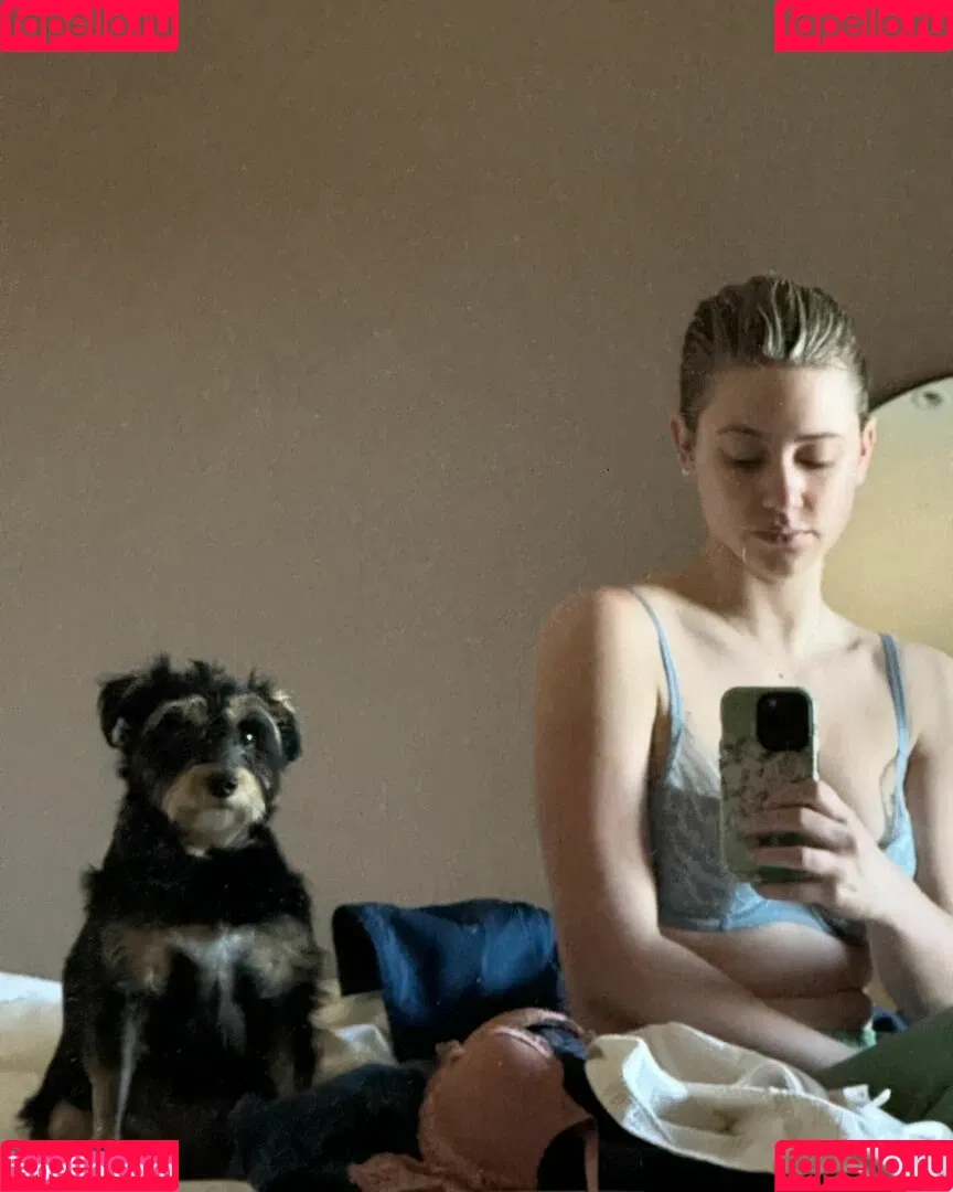 Lili Reinhart / Unpublished Photos / lilireinhart Onlyfans Photo Gallery 
