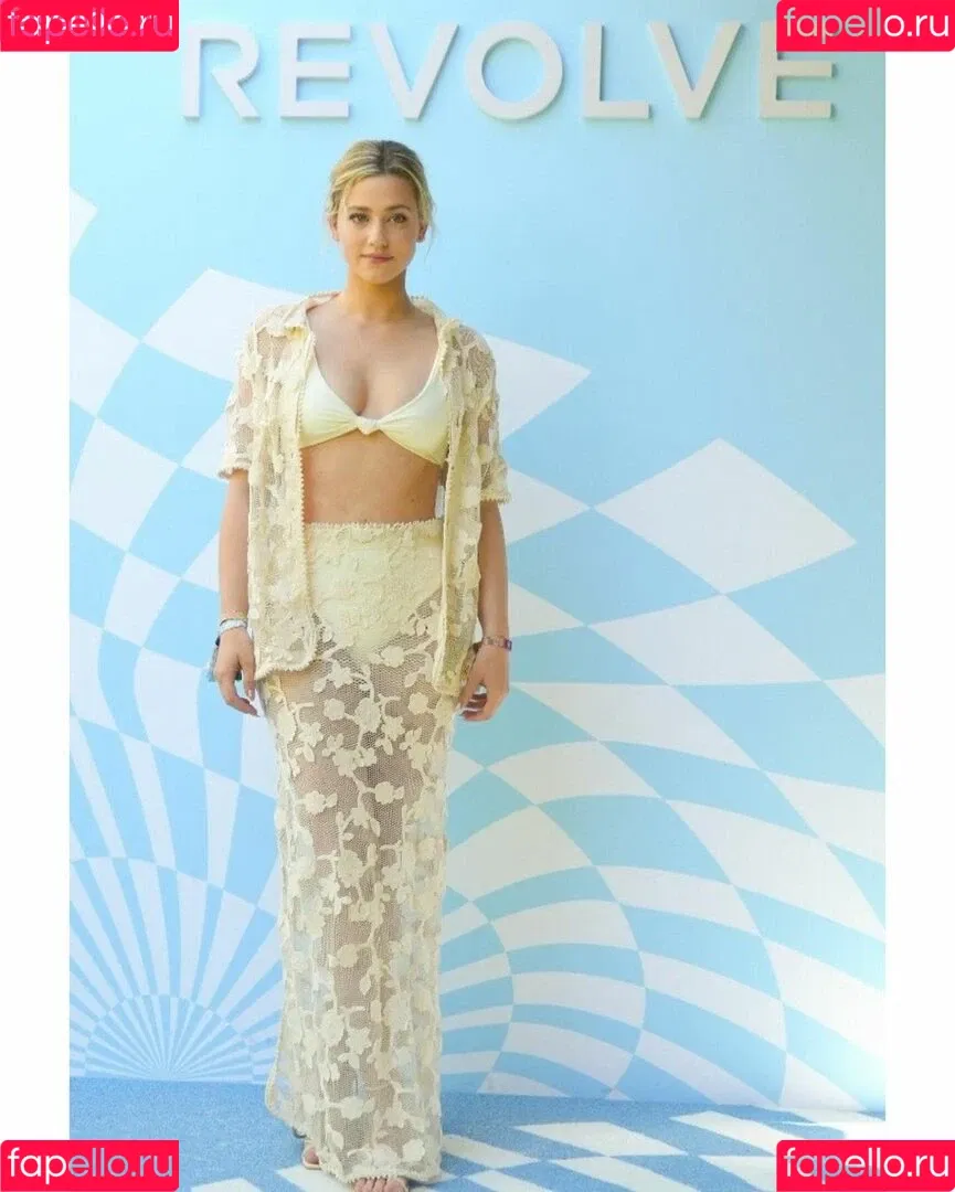 Lili Reinhart / Unpublished Photos / lilireinhart Onlyfans Photo Gallery 