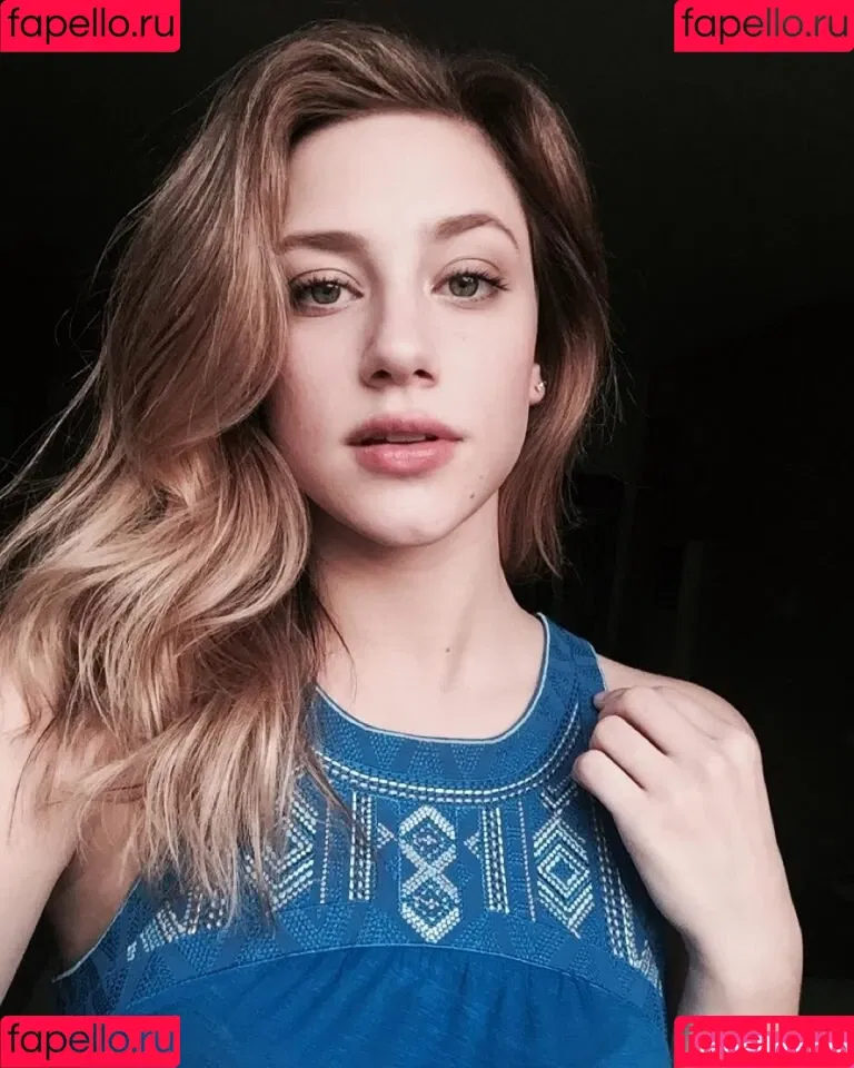 Lili Reinhart / Unpublished Photos / lilireinhart Onlyfans Photo Gallery 
