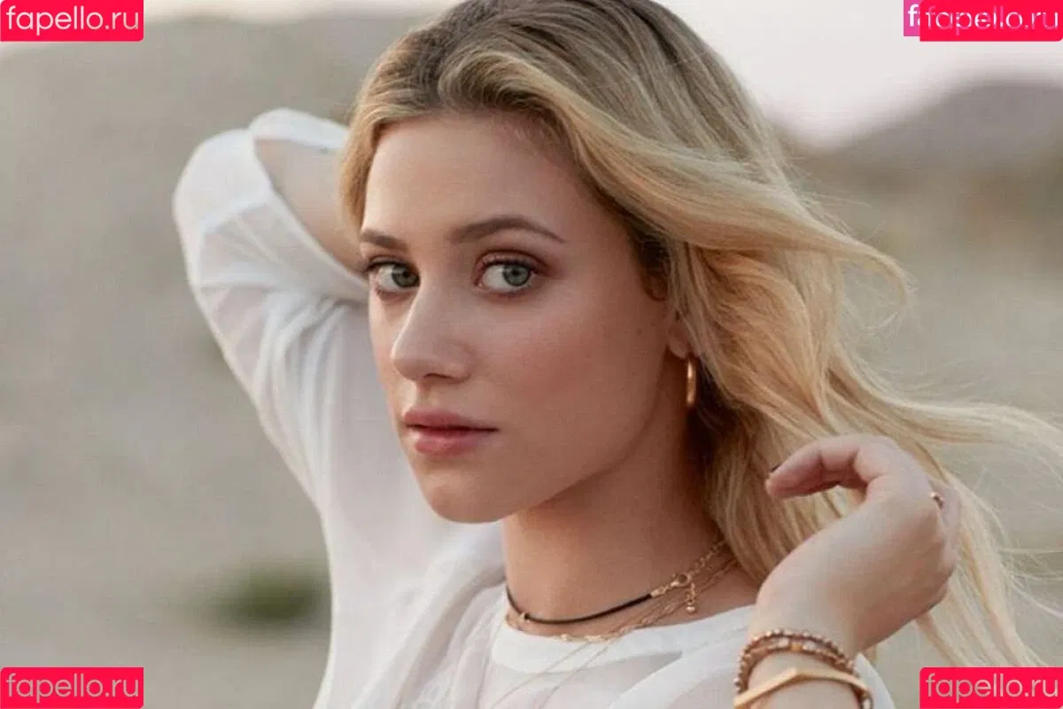 Lili Reinhart / Unpublished Photos / lilireinhart Onlyfans Photo Gallery 