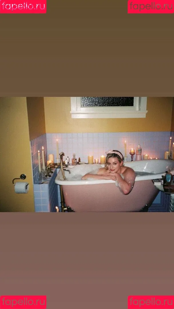 Lili Reinhart / Unpublished Photos / lilireinhart Onlyfans Photo Gallery 