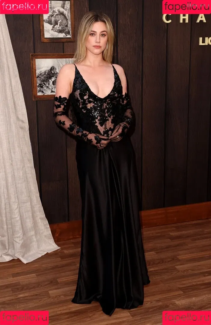 Lili Reinhart / Unpublished Photos / lilireinhart Onlyfans Photo Gallery 
