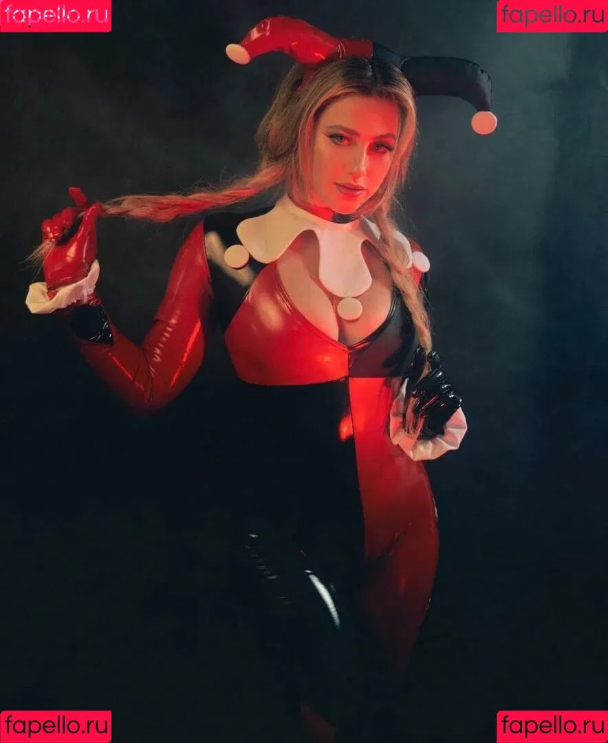 Lili Reinhart / Unpublished Photos / lilireinhart Onlyfans Photo Gallery 