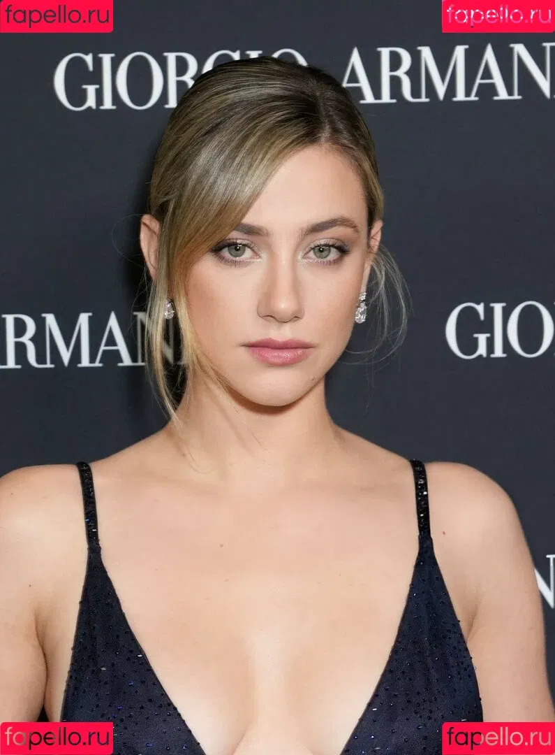 Lili Reinhart / Unpublished Photos / lilireinhart Onlyfans Photo Gallery 