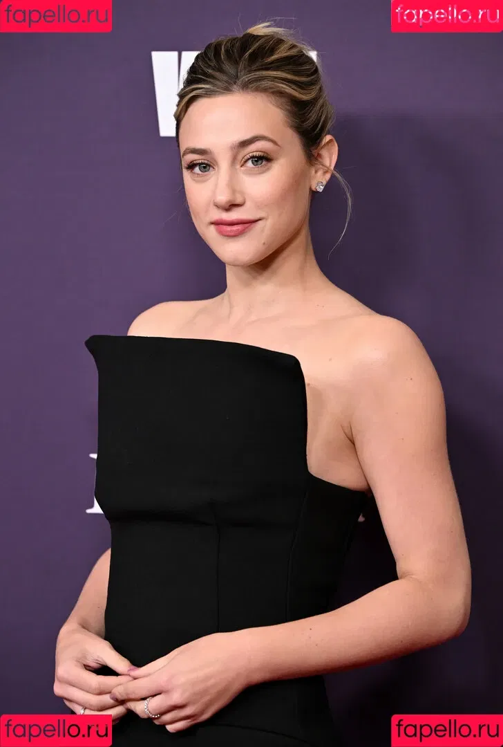 Lili Reinhart / Unpublished Photos / lilireinhart Onlyfans Photo Gallery 