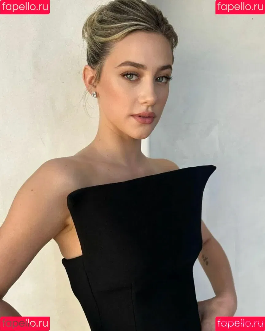 Lili Reinhart / Unpublished Photos / lilireinhart Onlyfans Photo Gallery 