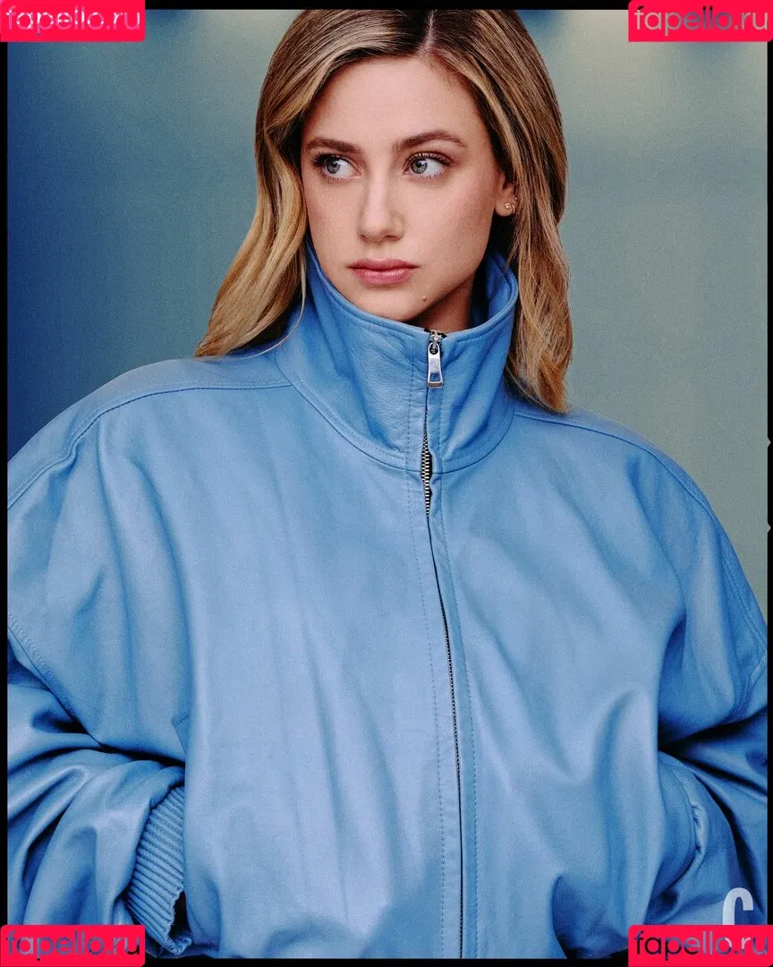 Lili Reinhart / Unpublished Photos / lilireinhart Onlyfans Photo Gallery 