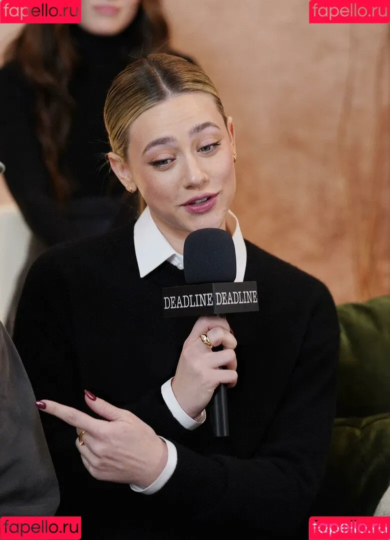 Lili Reinhart / Unpublished Photos / lilireinhart Onlyfans Photo Gallery 