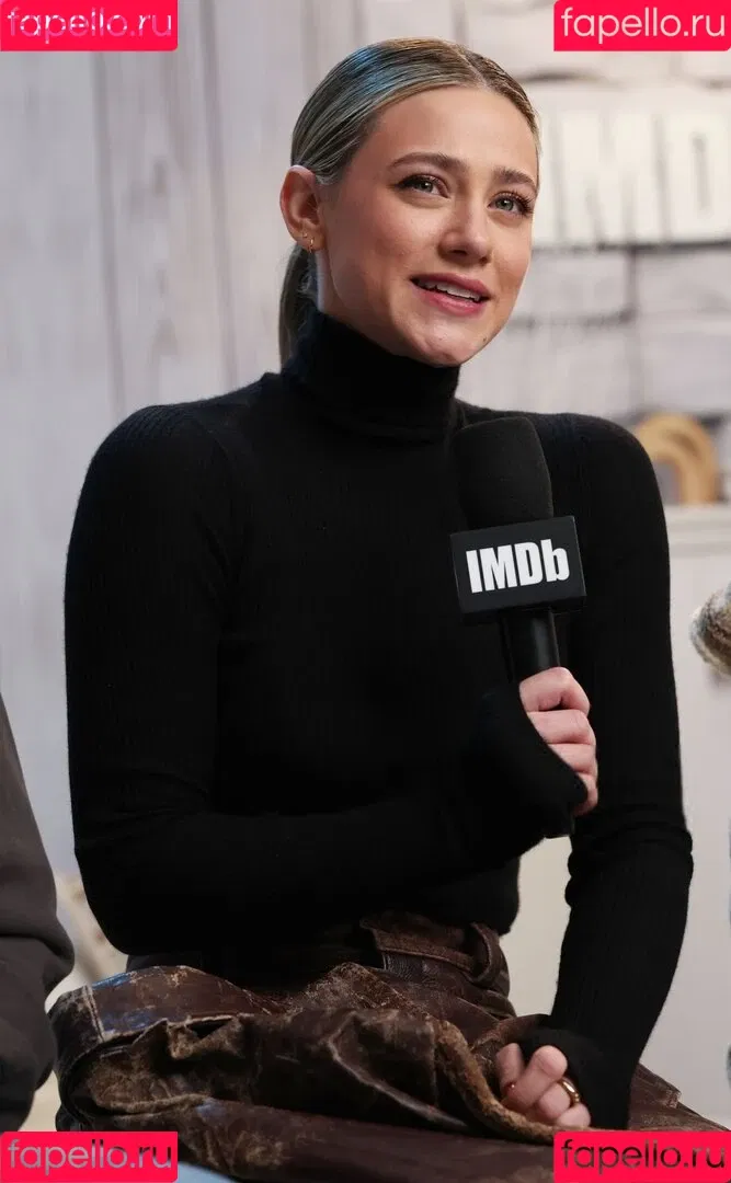 Lili Reinhart / Unpublished Photos / lilireinhart Onlyfans Photo Gallery 
