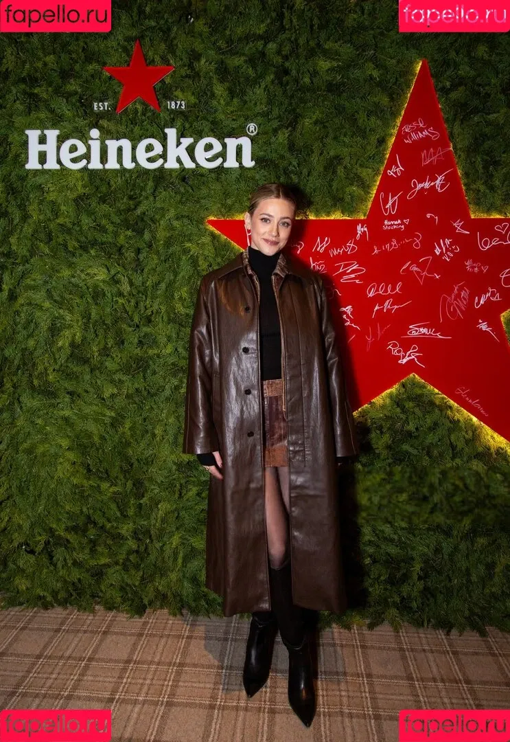 Lili Reinhart / Unpublished Photos / lilireinhart Onlyfans Photo Gallery 