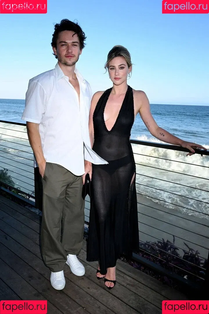 Lili Reinhart / Unpublished Photos / lilireinhart Onlyfans Photo Gallery 