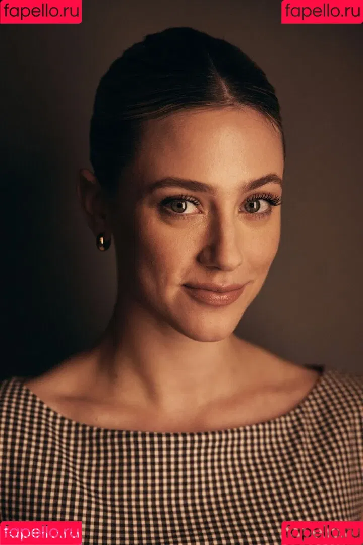 Lili Reinhart / Unpublished Photos / lilireinhart Onlyfans Photo Gallery 