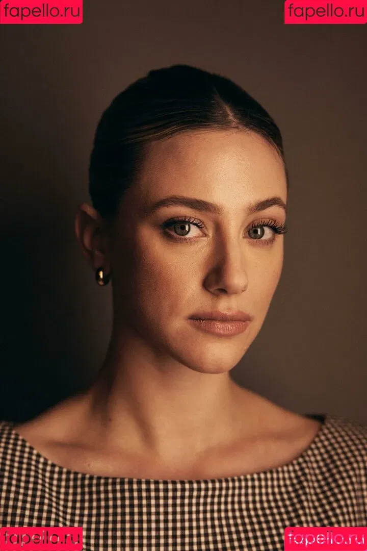 Lili Reinhart / Unpublished Photos / lilireinhart Onlyfans Photo Gallery 