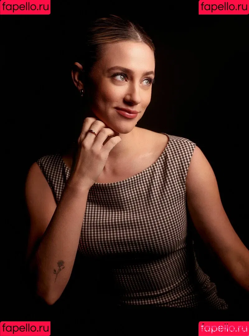 Lili Reinhart / Unpublished Photos / lilireinhart Onlyfans Photo Gallery 