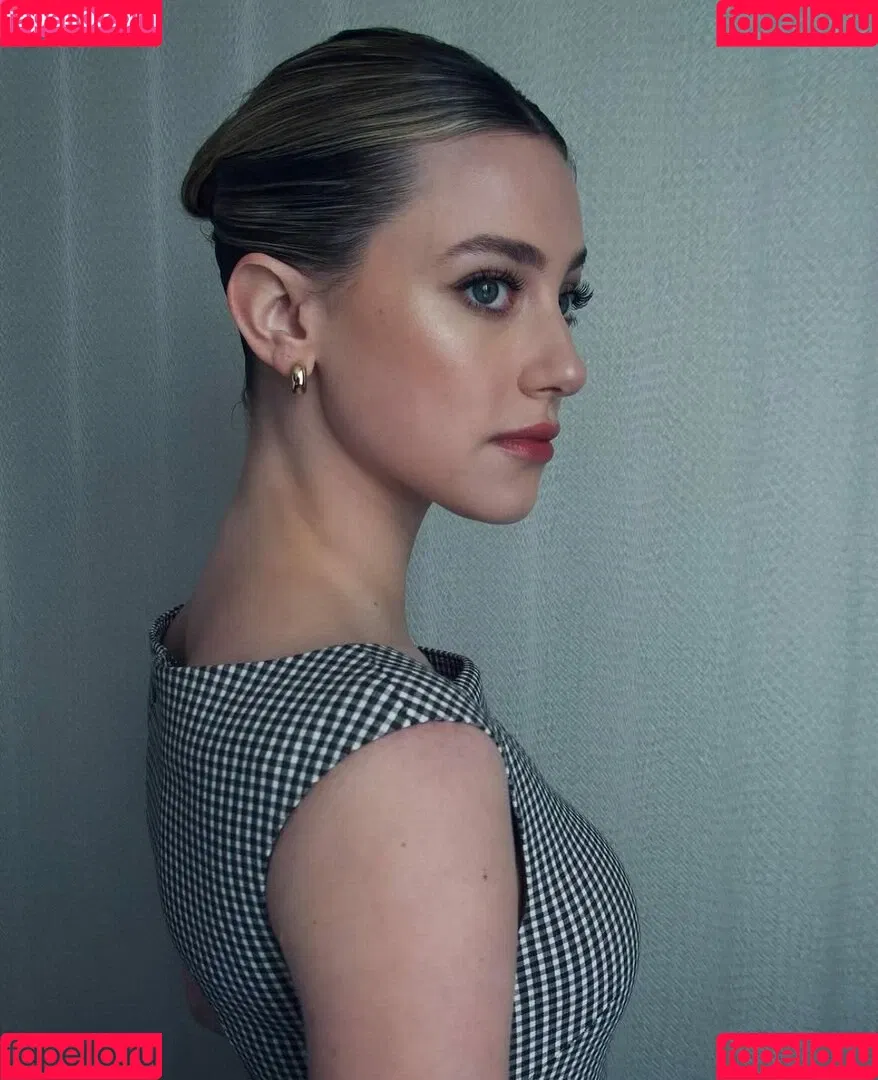 Lili Reinhart / Unpublished Photos / lilireinhart Onlyfans Photo Gallery 