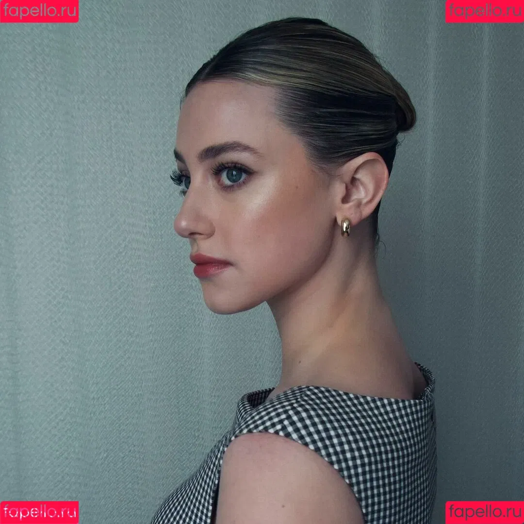 Lili Reinhart / Unpublished Photos / lilireinhart Onlyfans Photo Gallery 