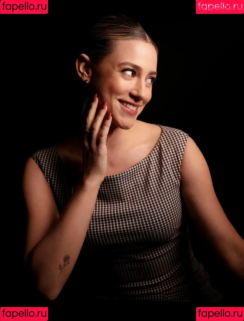 Lili Reinhart / Unpublished Photos / lilireinhart Onlyfans Photo Gallery 