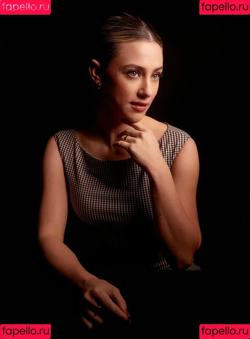 Lili Reinhart / Unpublished Photos / lilireinhart Onlyfans Photo Gallery 