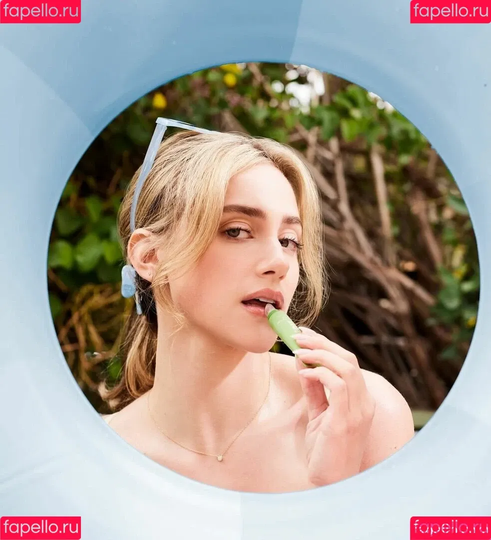 Lili Reinhart / Unpublished Photos / lilireinhart Onlyfans Photo Gallery 