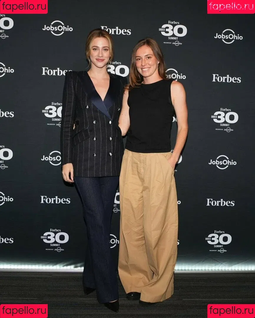 Lili Reinhart / Unpublished Photos / lilireinhart Onlyfans Photo Gallery 