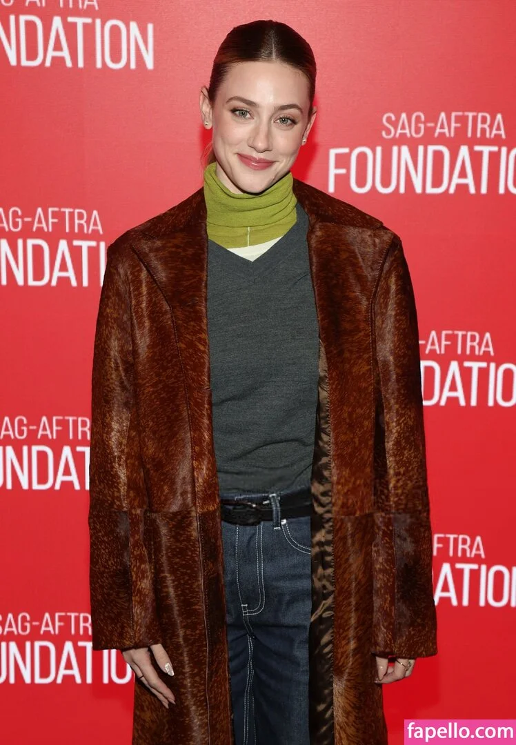 Lili Reinhart / Unpublished Photos / lilireinhart Onlyfans Photo Gallery 