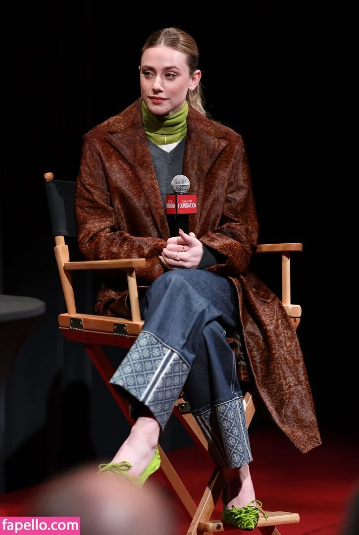 Lili Reinhart / Unpublished Photos / lilireinhart Onlyfans Photo Gallery 