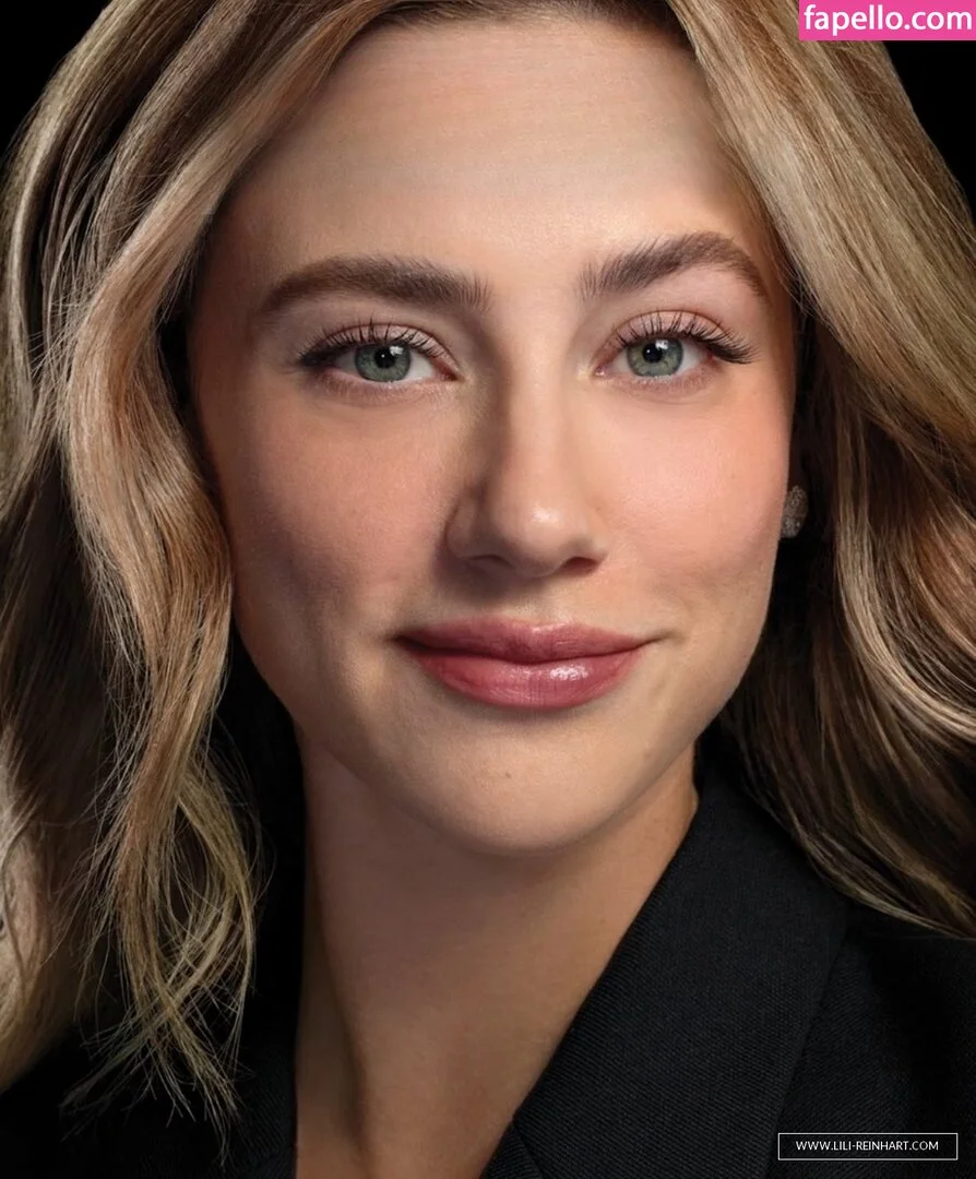 Lili Reinhart / Unpublished Photos / lilireinhart Onlyfans Photo Gallery 