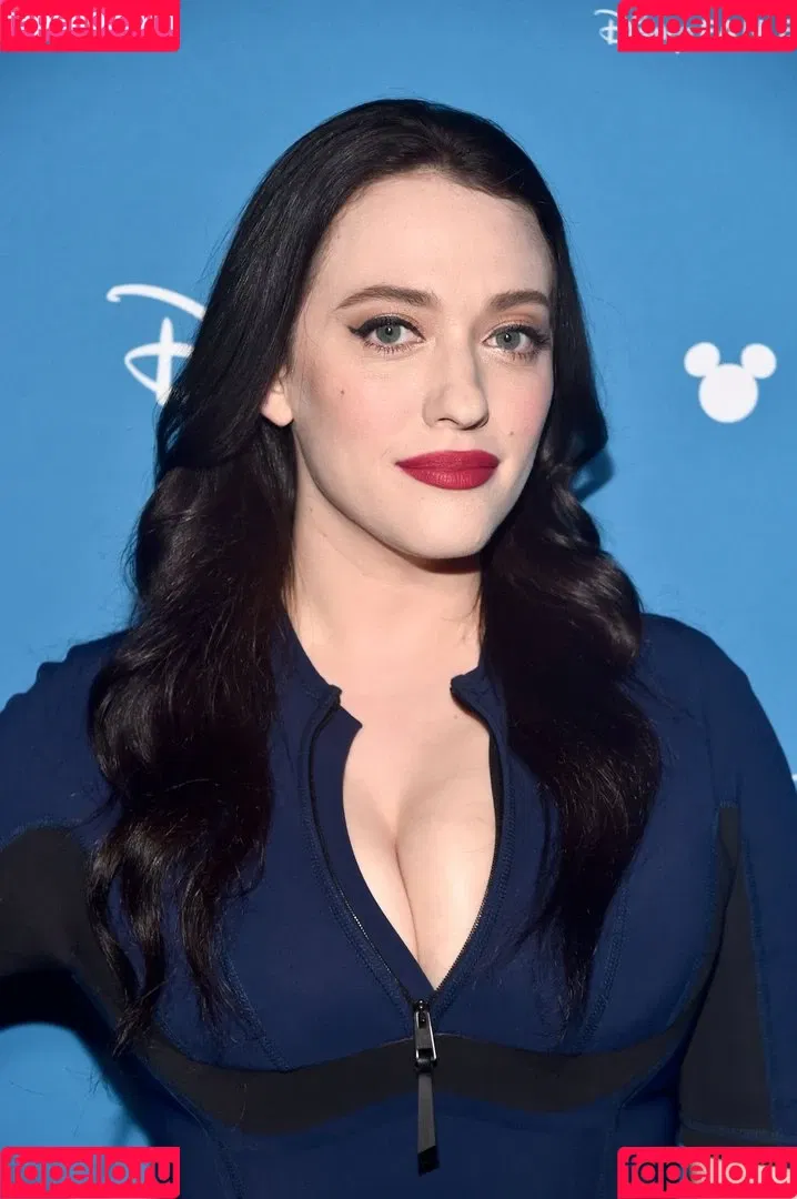 Kat Dennings / OfficialKat / katdenningsss Onlyfans Photo Gallery 