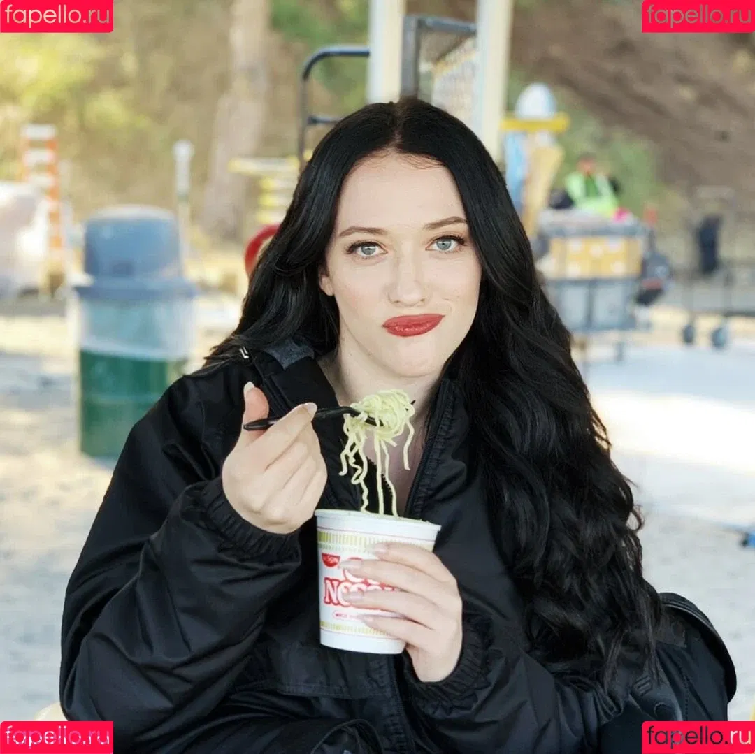 Kat Dennings / OfficialKat / katdenningsss Onlyfans Photo Gallery 