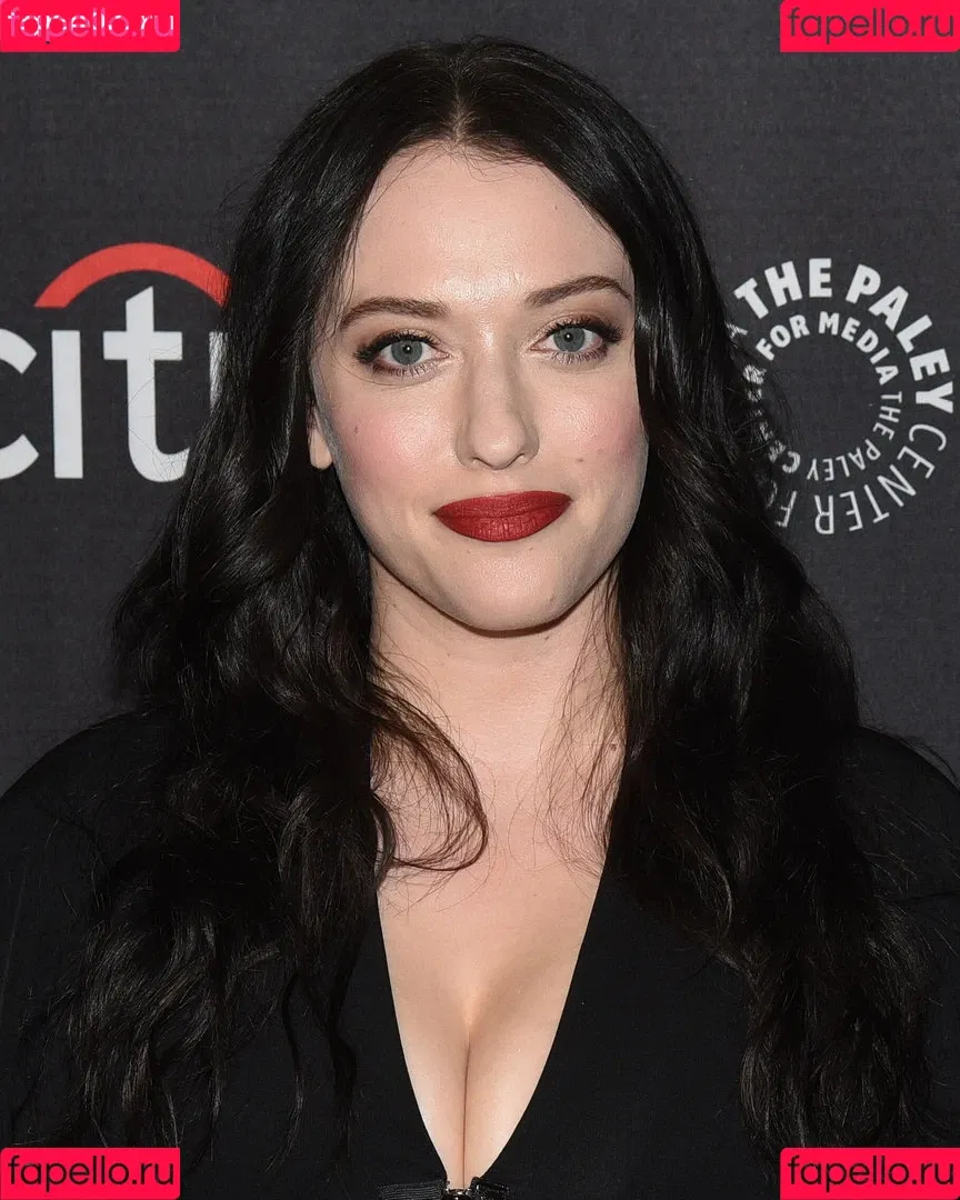 Kat Dennings / OfficialKat / katdenningsss Onlyfans Photo Gallery 