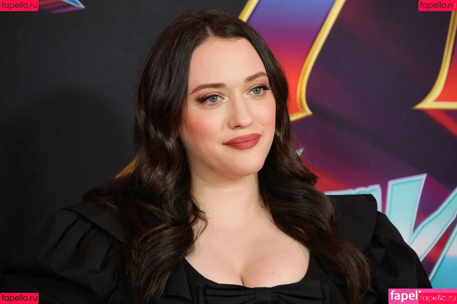 Kat Dennings / OfficialKat / katdenningsss Onlyfans Photo Gallery 