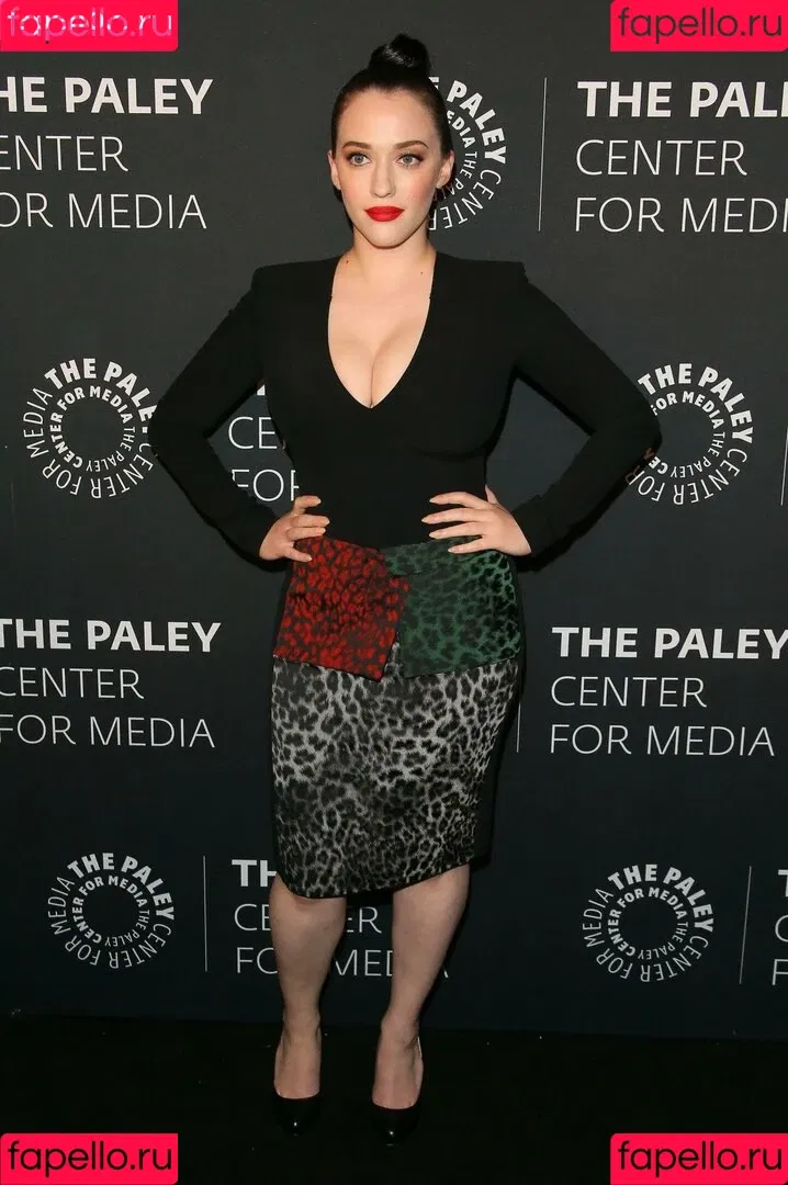 Kat Dennings / OfficialKat / katdenningsss Onlyfans Photo Gallery 