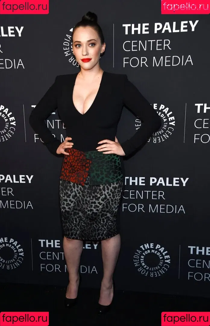Kat Dennings / OfficialKat / katdenningsss Onlyfans Photo Gallery 