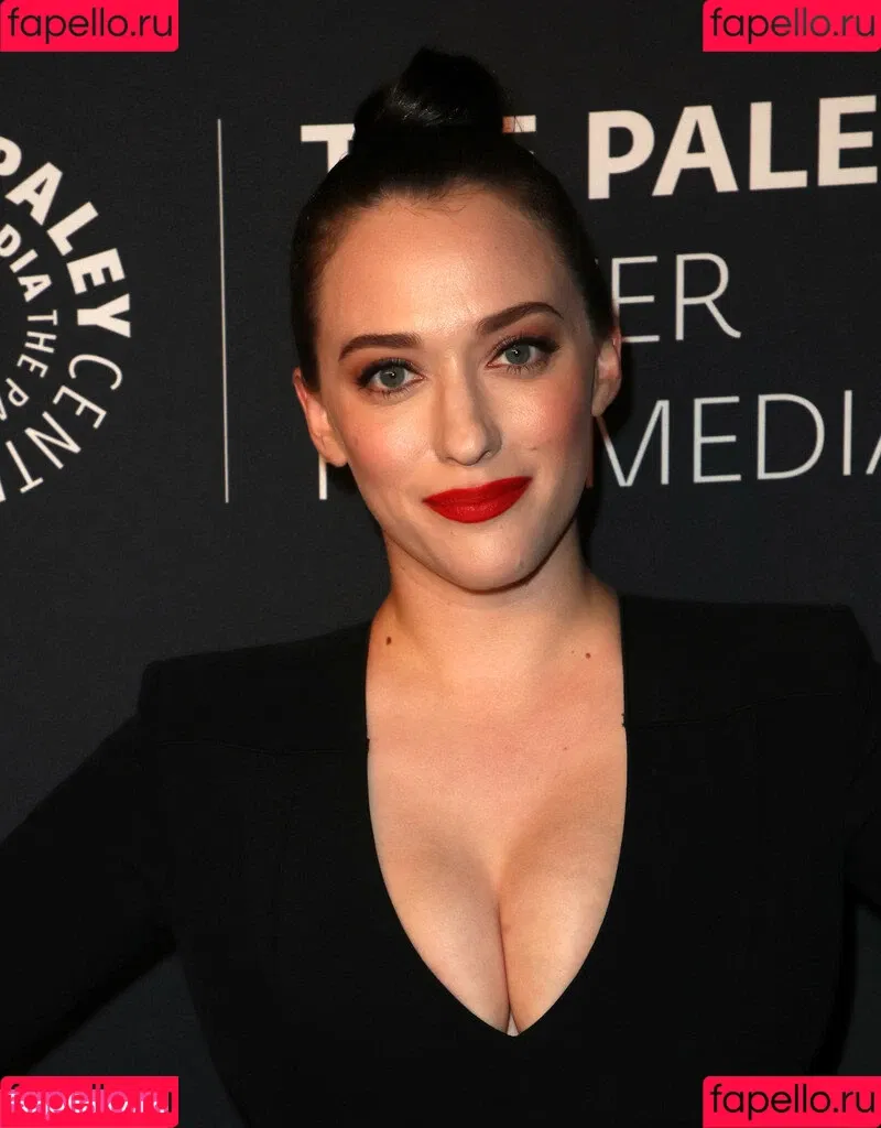 Kat Dennings / OfficialKat / katdenningsss Onlyfans Photo Gallery 