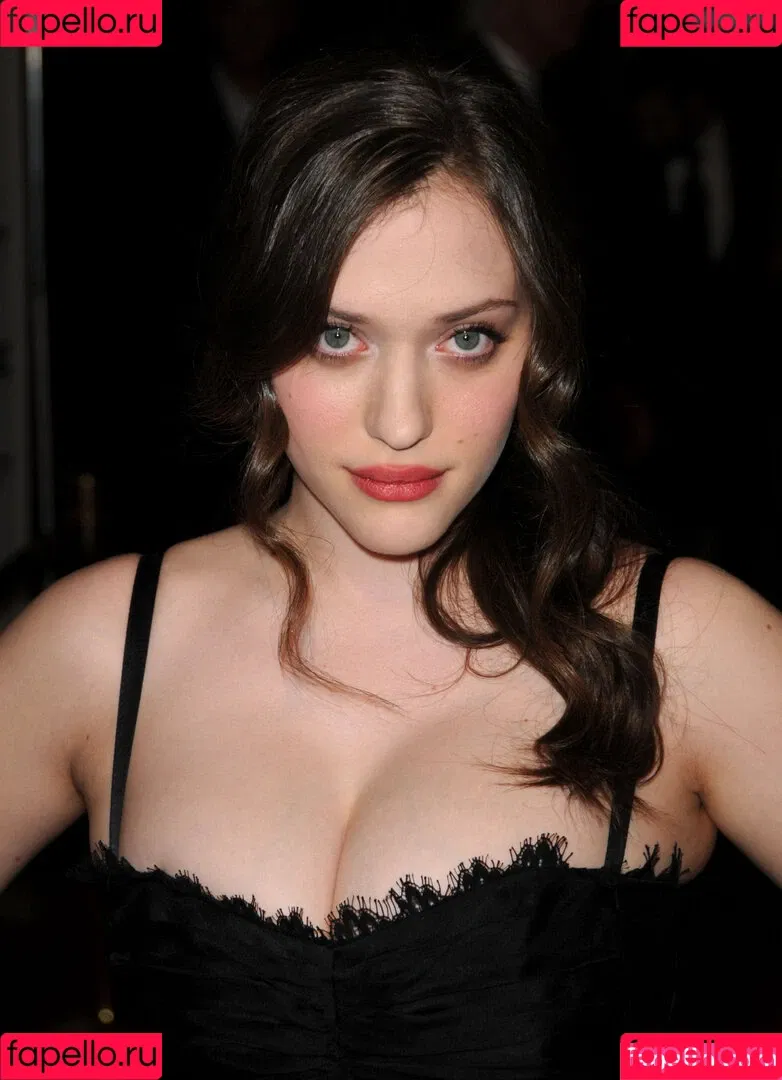 Kat Dennings / OfficialKat / katdenningsss Onlyfans Photo Gallery 