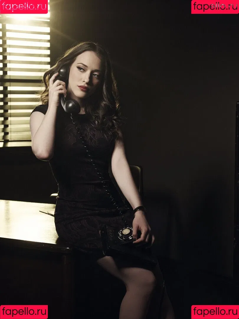 Kat Dennings / OfficialKat / katdenningsss Onlyfans Photo Gallery 