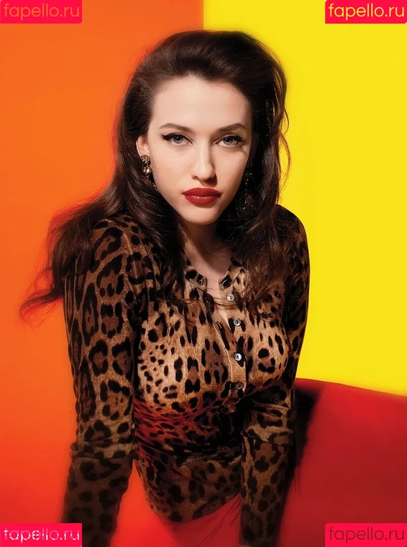 Kat Dennings / OfficialKat / katdenningsss Onlyfans Photo Gallery 