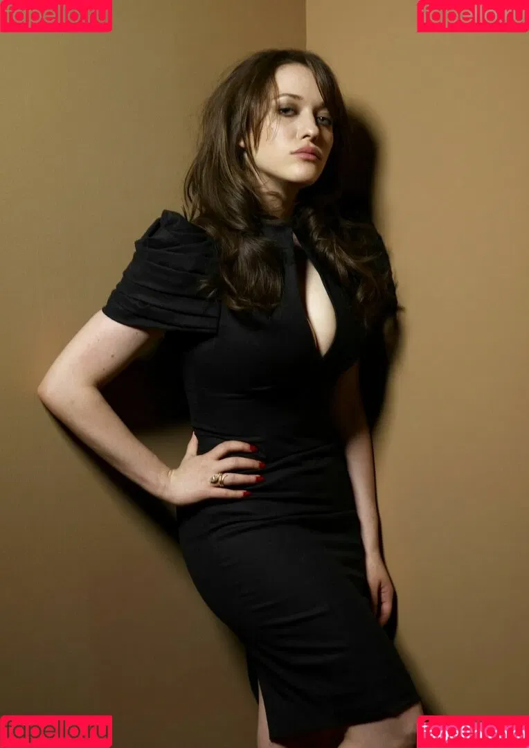 Kat Dennings / OfficialKat / katdenningsss Onlyfans Photo Gallery 