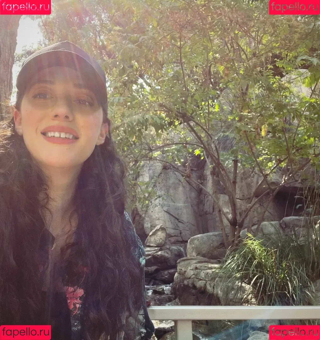 Kat Dennings / OfficialKat / katdenningsss Onlyfans Photo Gallery 